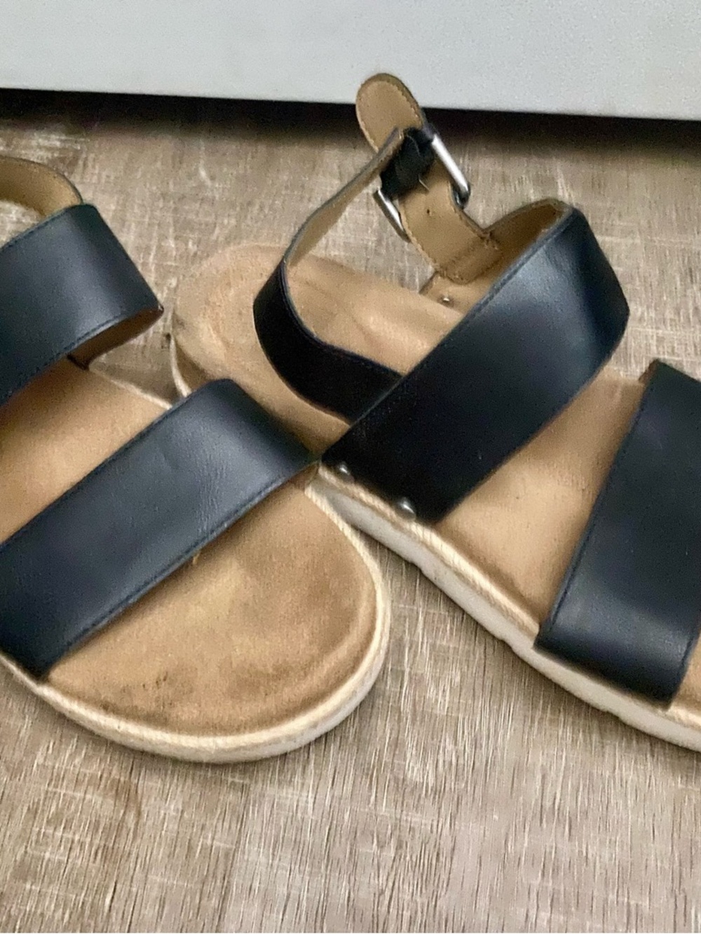 Time and Tru Black Double-Strap Buckle Sandals